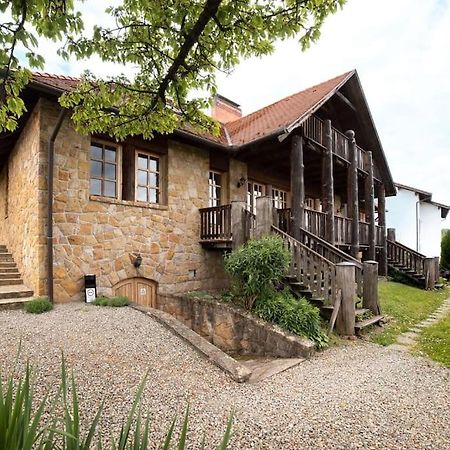 Donauresidenz Apartment Dunabogdany ภายนอก รูปภาพ