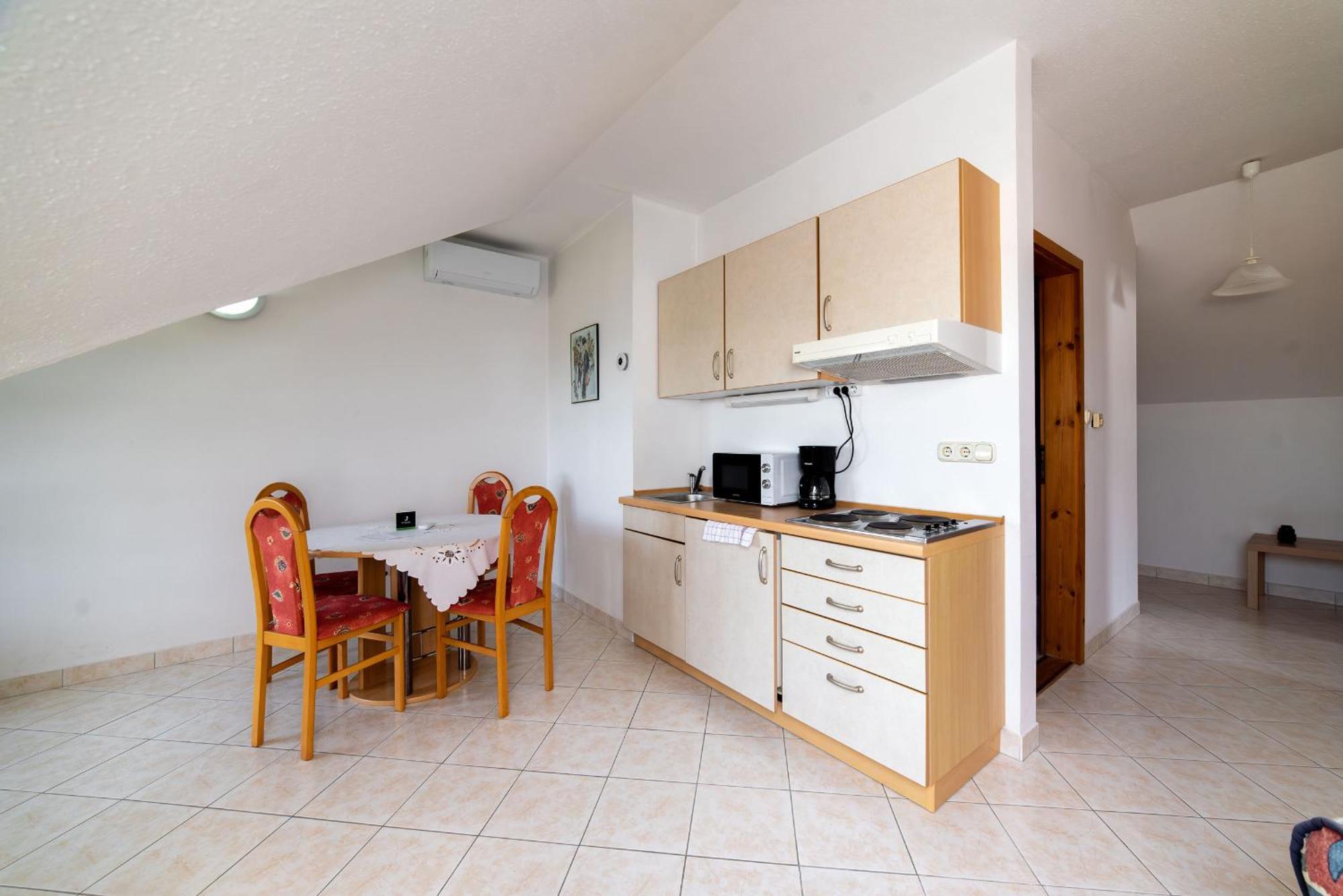Donauresidenz Apartment Dunabogdany ภายนอก รูปภาพ