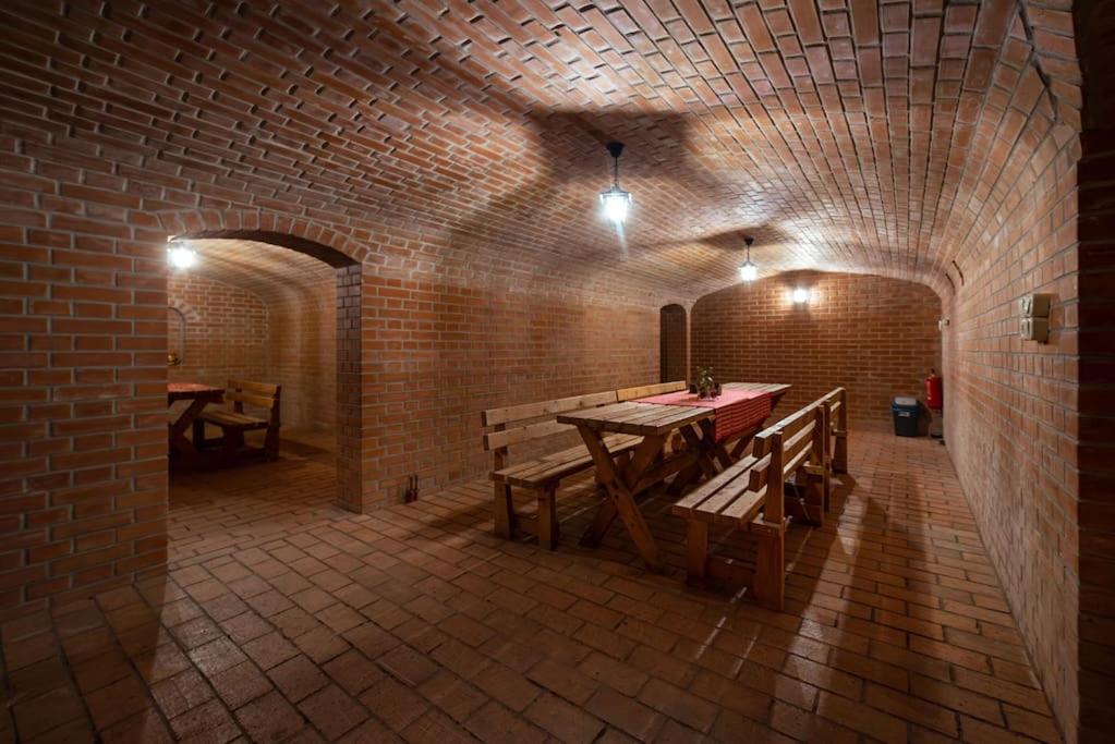Donauresidenz Apartment Dunabogdany ภายนอก รูปภาพ